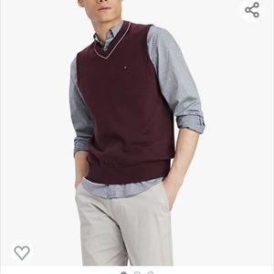 Tommy men's golf vest NWT